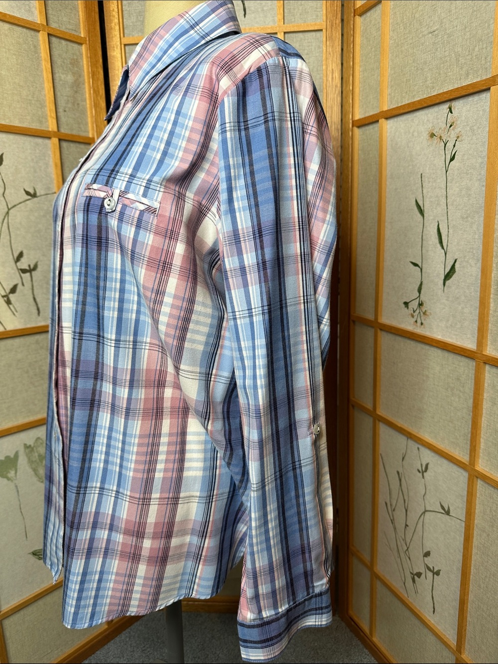 Alison Daley Women’s 18W Blue & Pink Plaid Button-Front Blouse - Picture 7 of 13